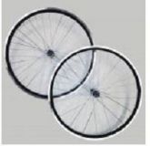 727 SW - RODA ARO 26 AERO CUBO AÇO 26 X 1X 1-2 COM RAIO GROSSO 36F PRETO.JPG