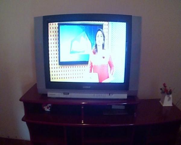 Tv cce 24