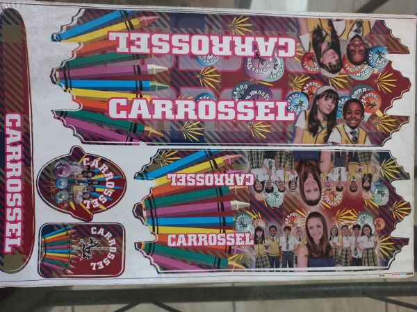 100951 - ADESVO CARROCEL